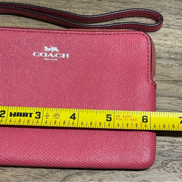 Coach Pink Corner Zip Wristlet Crossgrain Leather Wallet Clutch Pouch - Picture 5 of 6